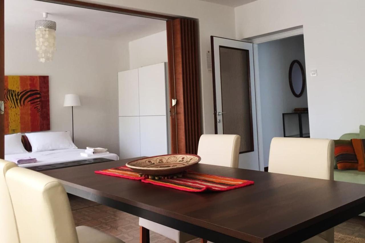 Domic ,Two Bedrooms Whit Large Terrace Njivice Luaran gambar