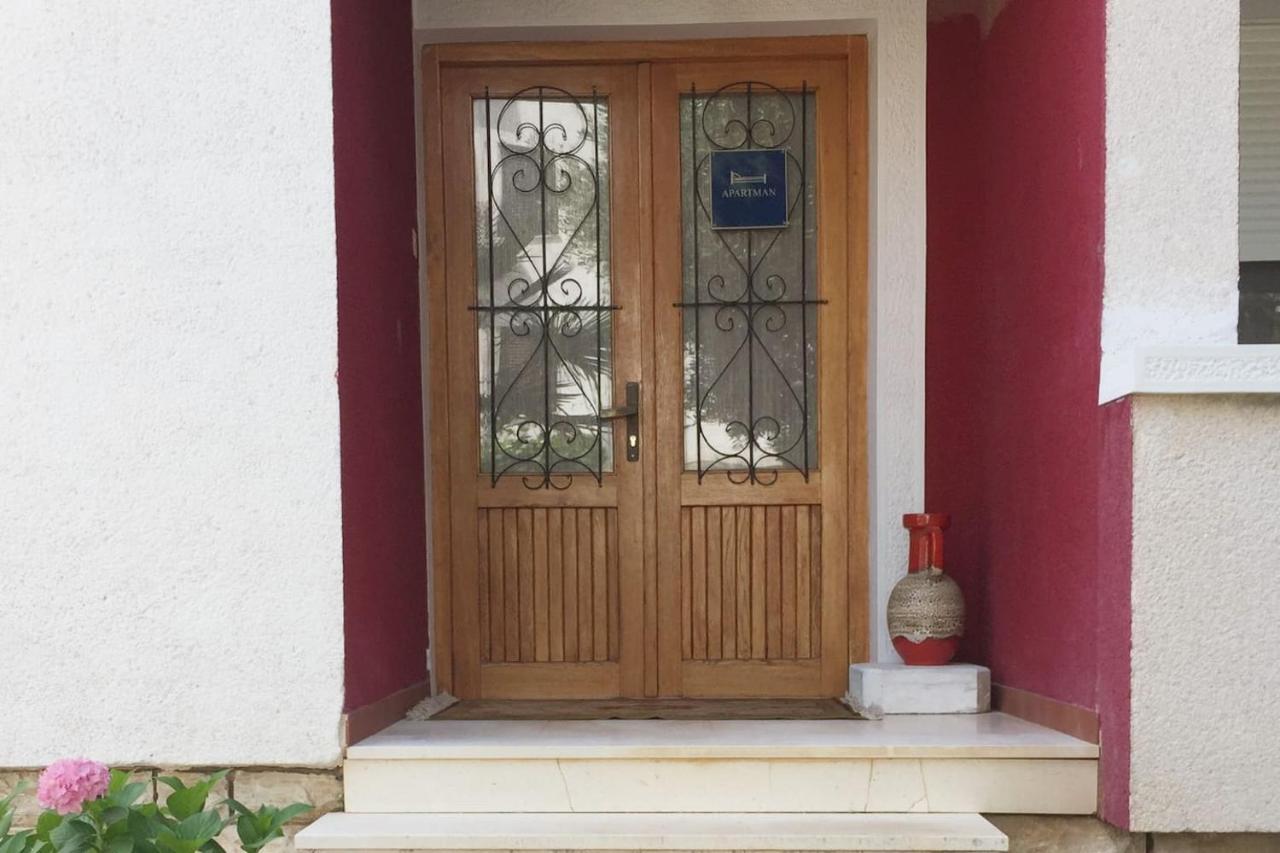 Domic ,Two Bedrooms Whit Large Terrace Njivice Luaran gambar