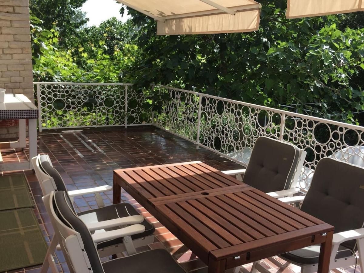 Domic ,Two Bedrooms Whit Large Terrace Njivice Luaran gambar
